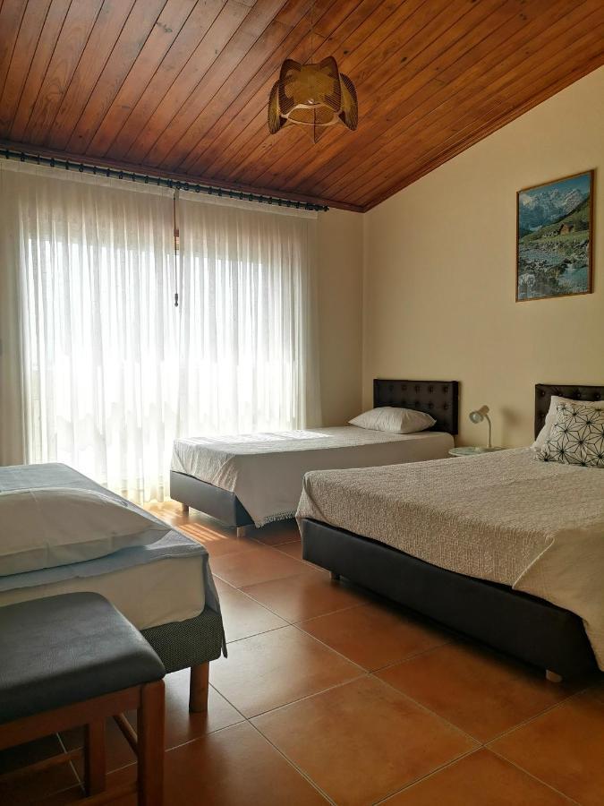 トレイラ "O Veleiro" Rest. Resid. Bed & Breakfast エクステリア 写真